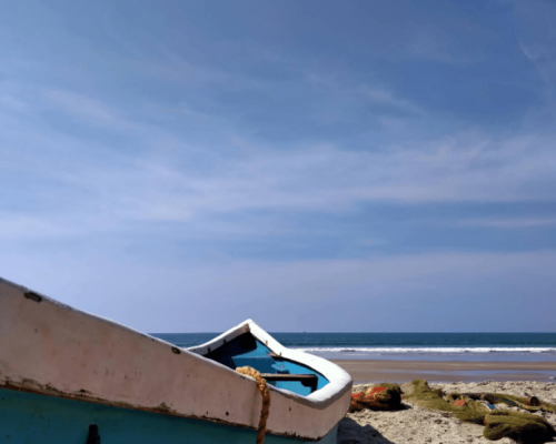 tarkarli beach boat